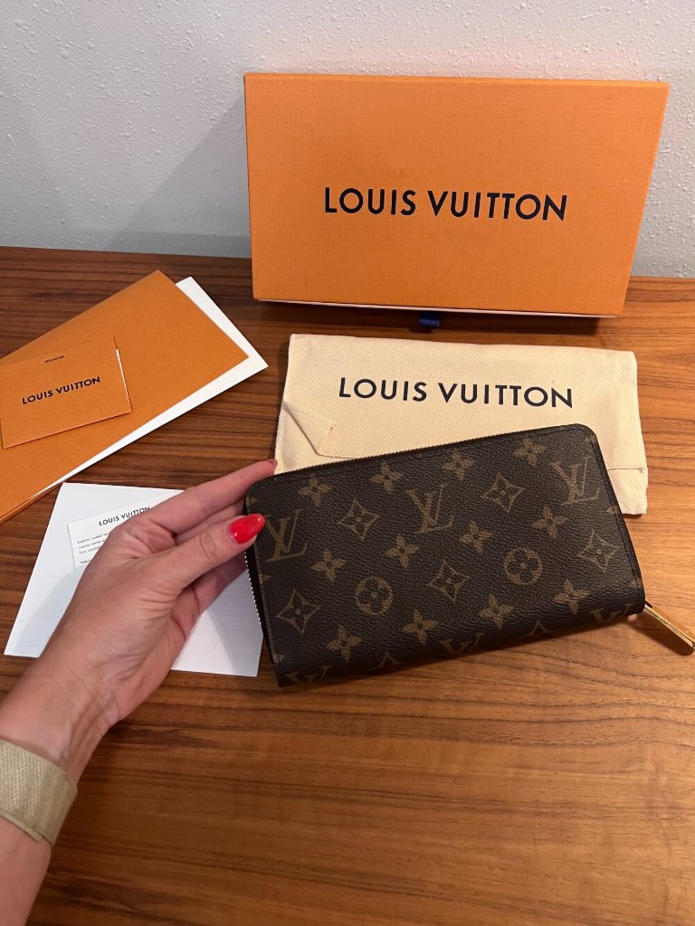 New In Box - Louis Vuitton Zippy Organizer Wallet Pristine Condition